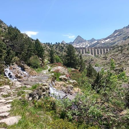 Apartamento Con Encanto En Sallent de Gállego Buitenkant foto