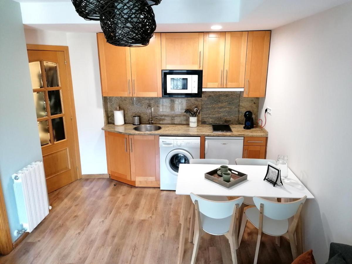 Apartamento Con Encanto En Sallent de Gállego Buitenkant foto