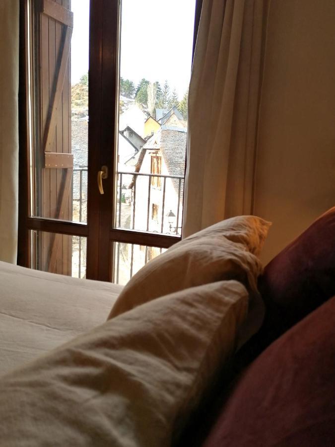 Apartamento Con Encanto En Sallent de Gállego Buitenkant foto